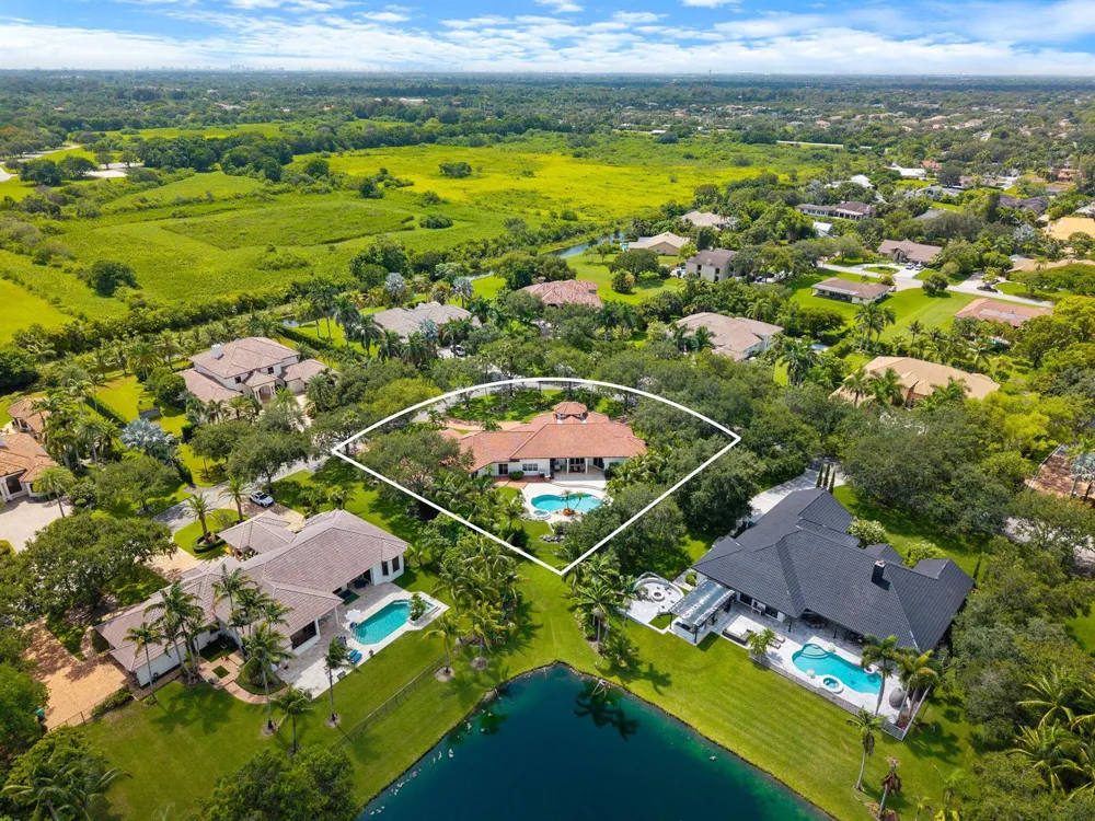 4051 E RIDGEVIEW DRIVE Davie, FL 33330