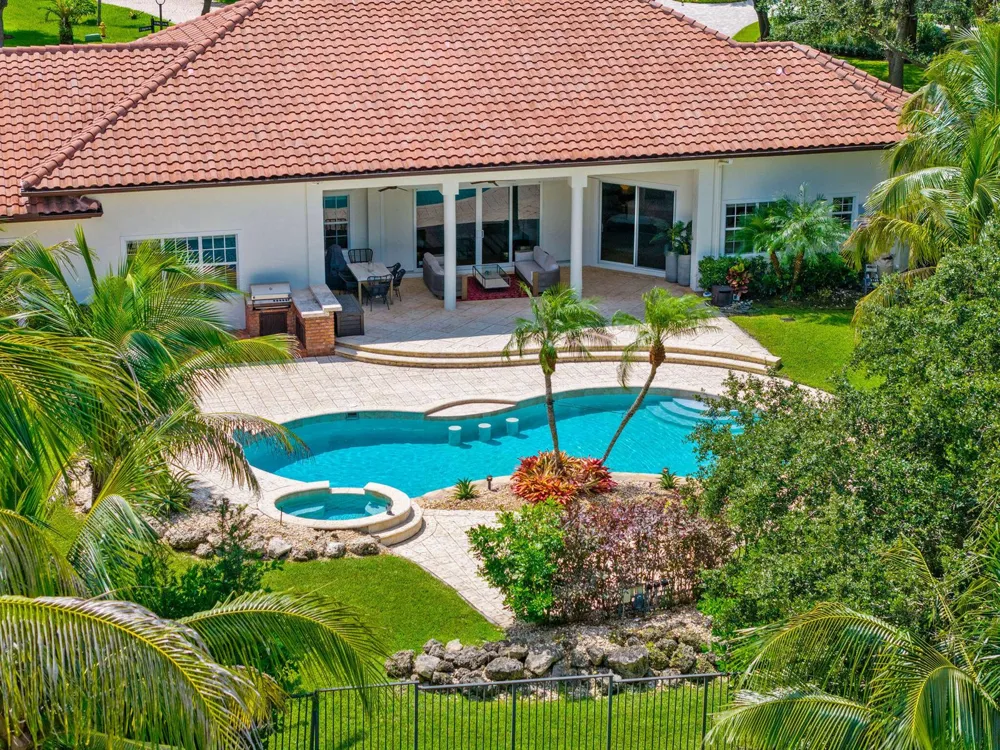 4051 E RIDGEVIEW DRIVE Davie, FL 33330