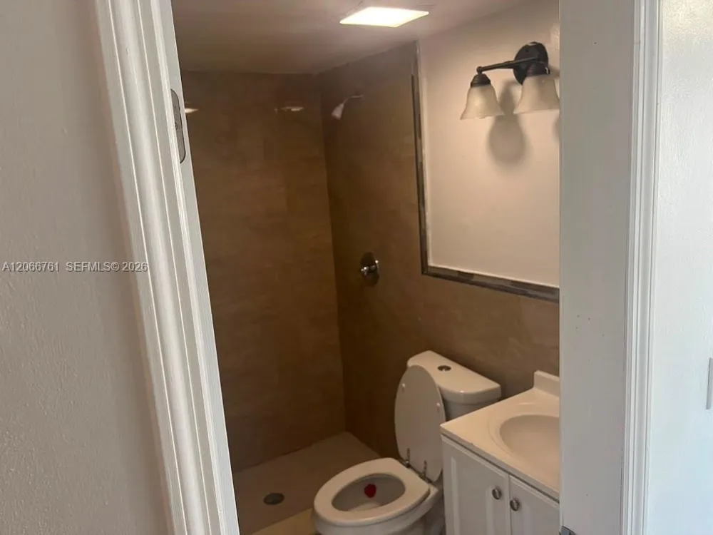 6841 Atlanta St Hollywood, FL 33024