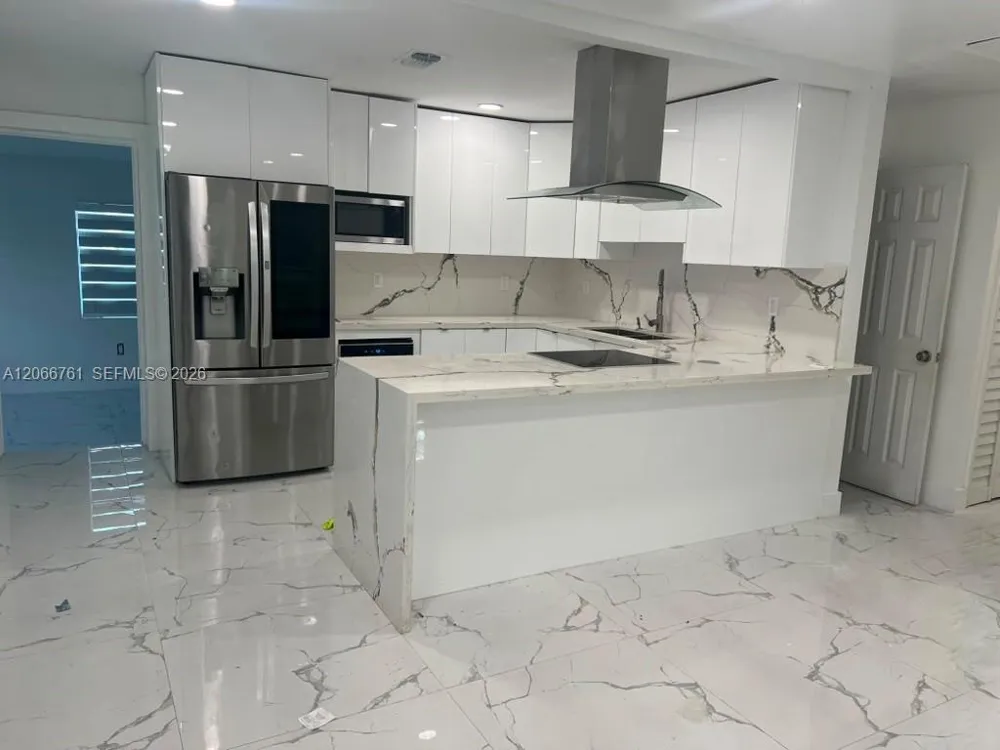 6841 Atlanta St Hollywood, FL 33024