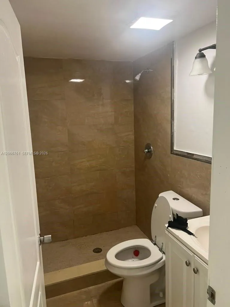 6841 Atlanta St Hollywood, FL 33024