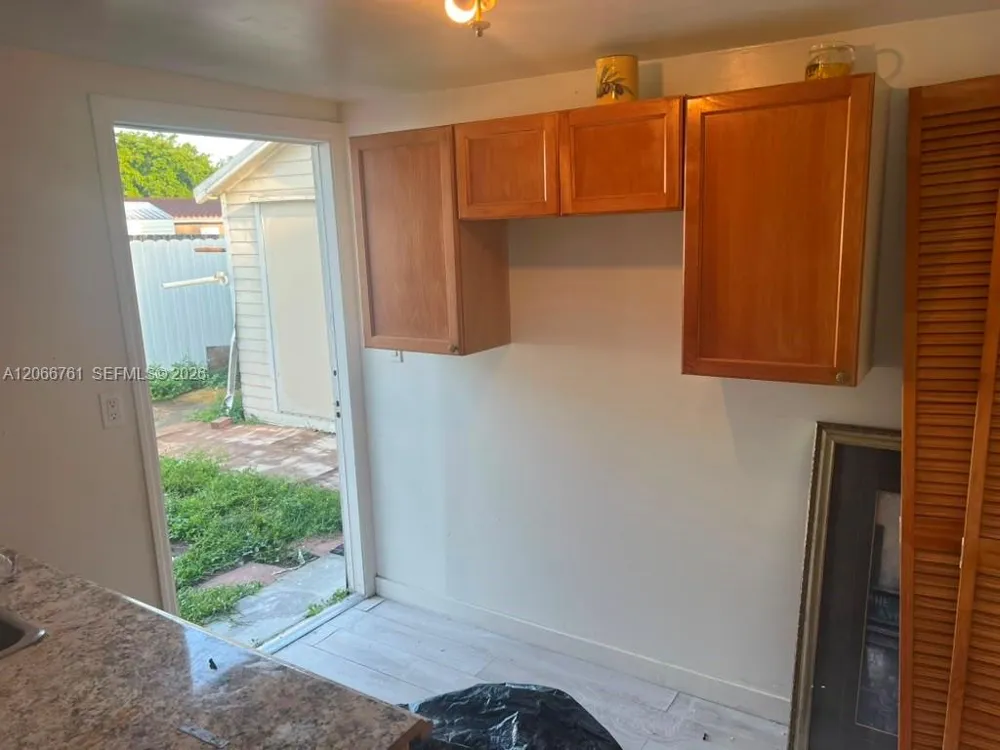 6841 Atlanta St Hollywood, FL 33024