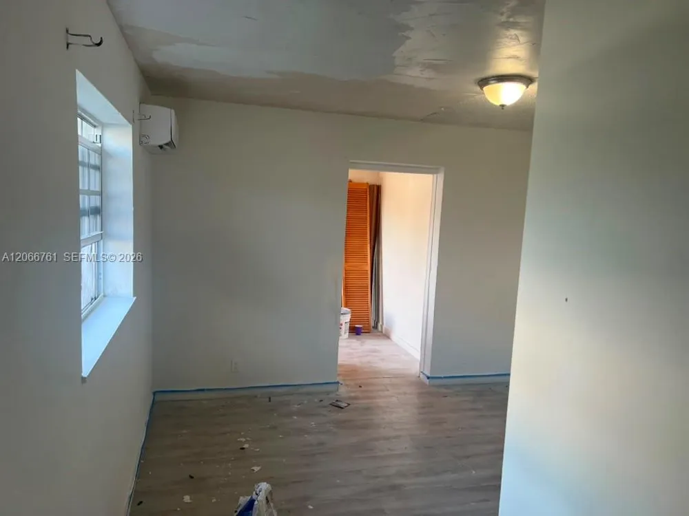 6841 Atlanta St Hollywood, FL 33024