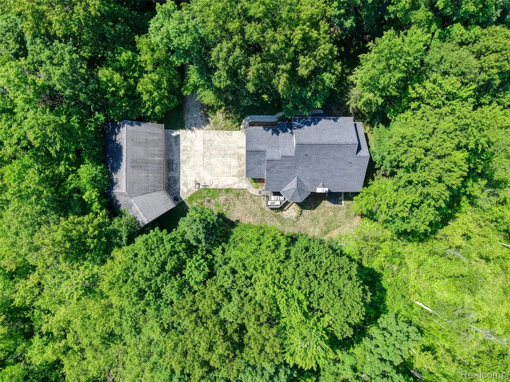 2280 Bullard Road Hartland Township, MI 48353