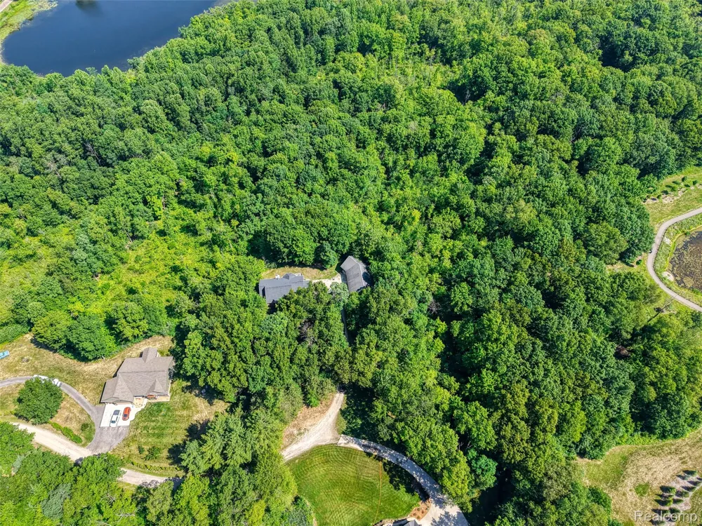 2280 Bullard Road Hartland Township, MI 48353