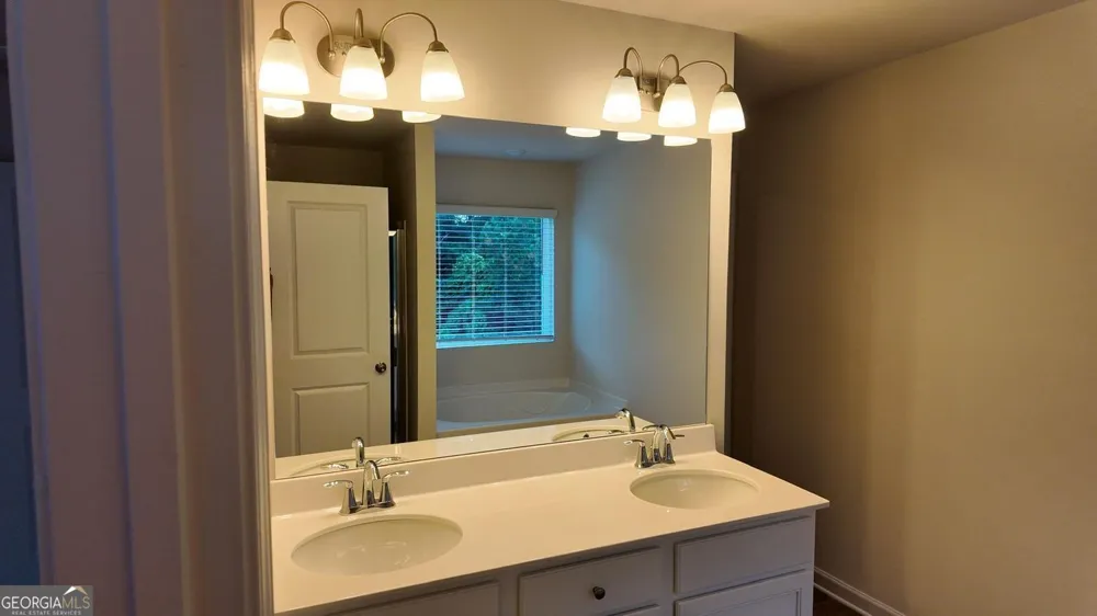 133 Jaxton ST Hoschton, GA 30548