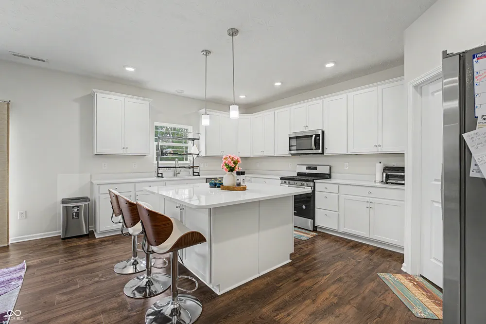 7696 Rolling Green Drive Plainfield, IN 46168