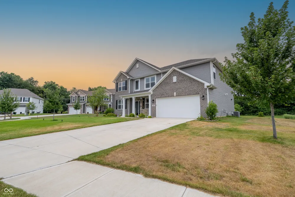 7696 Rolling Green Drive Plainfield, IN 46168