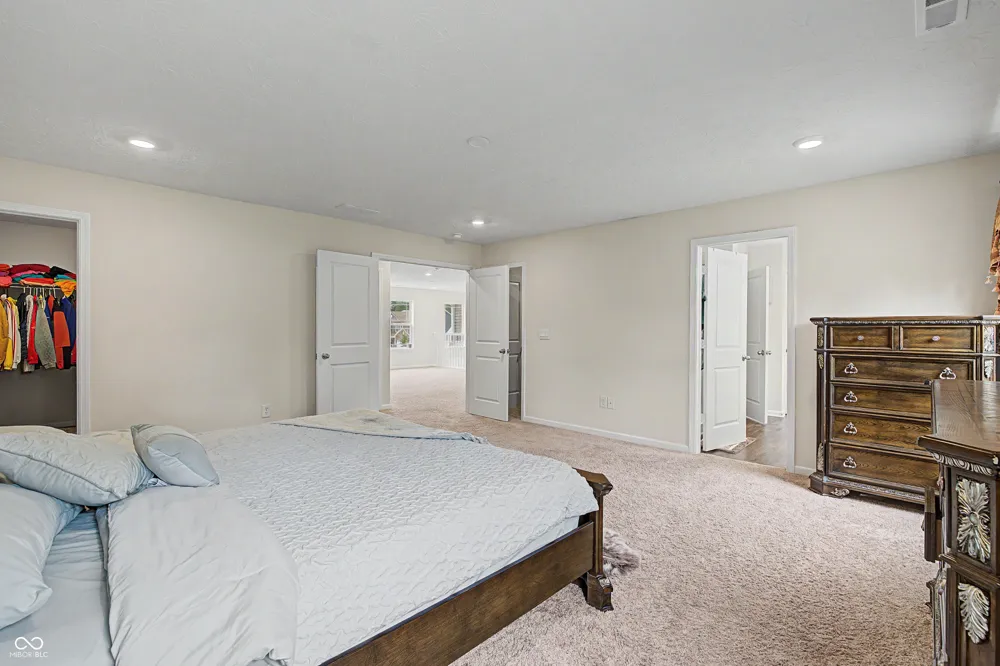 7696 Rolling Green Drive Plainfield, IN 46168