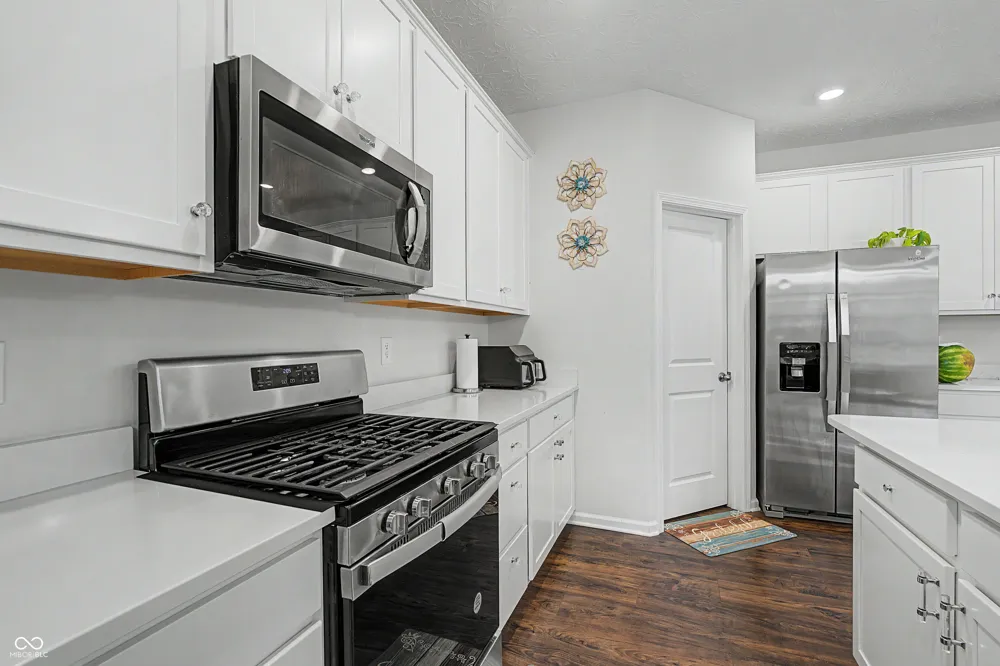 7696 Rolling Green Drive Plainfield, IN 46168