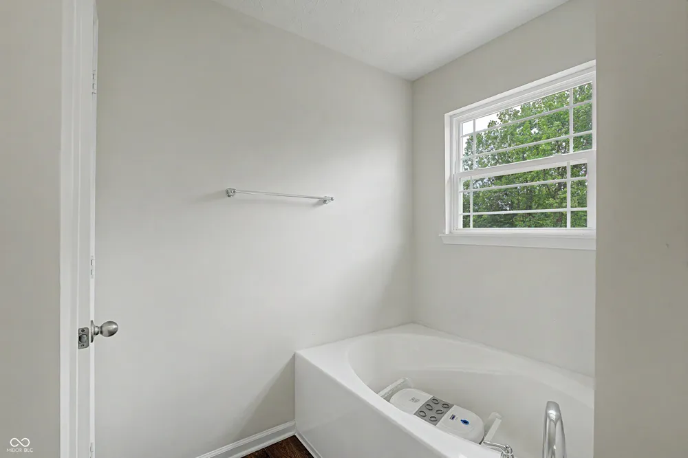 7696 Rolling Green Drive Plainfield, IN 46168