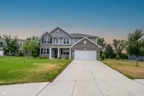 7696 Rolling Green Drive