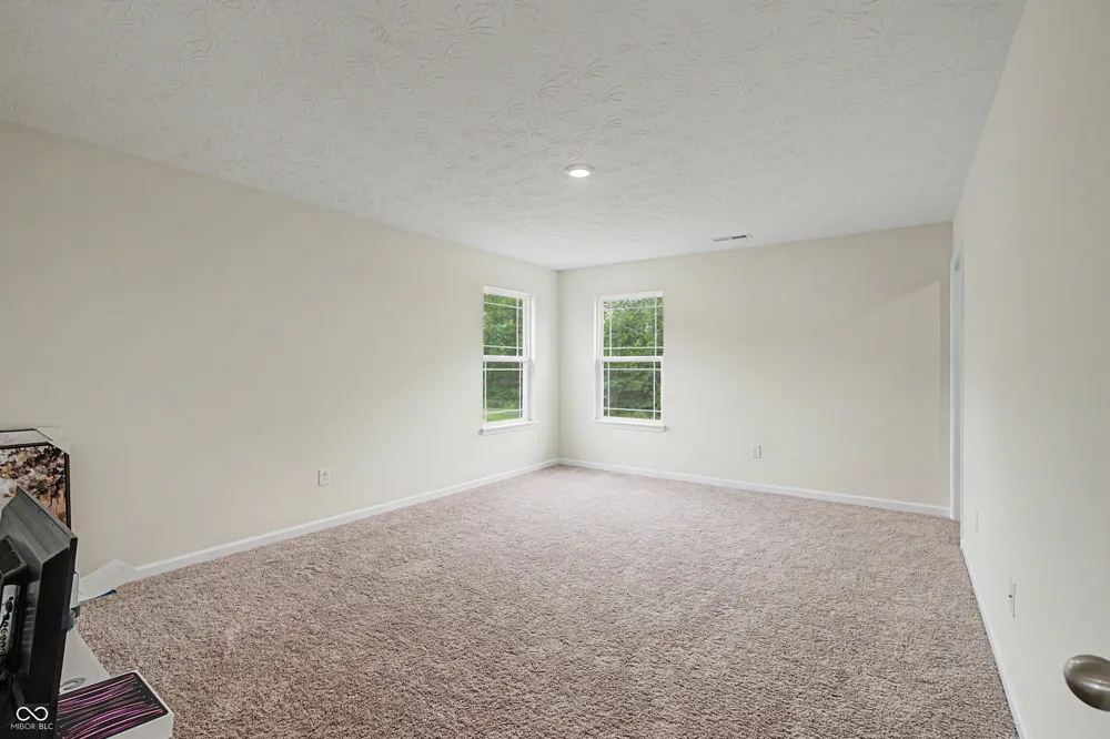 7696 Rolling Green Drive Plainfield, IN 46168