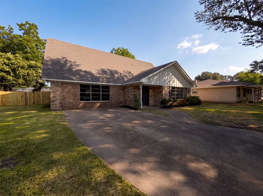 504 Love Circle Corsicana, TX 75110