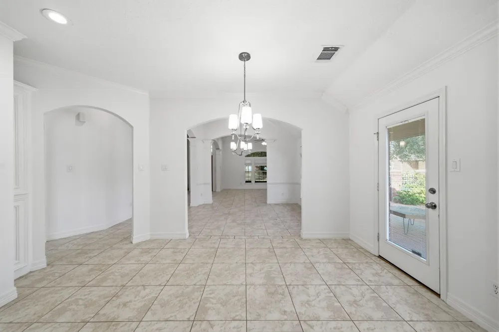 515 Pine Ridge Court Friendswood, TX 77546