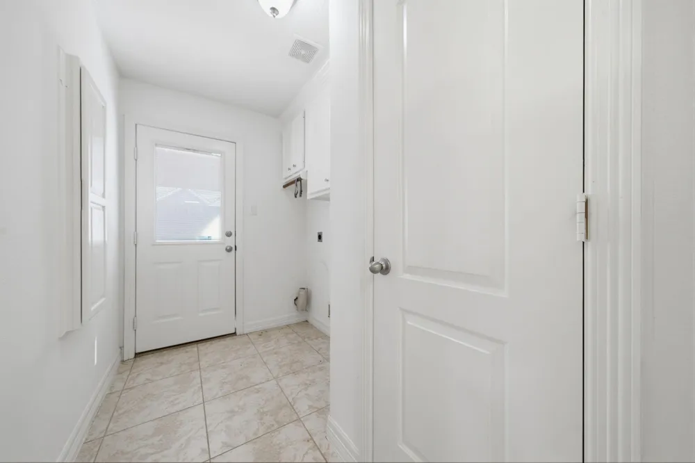 515 Pine Ridge Court Friendswood, TX 77546