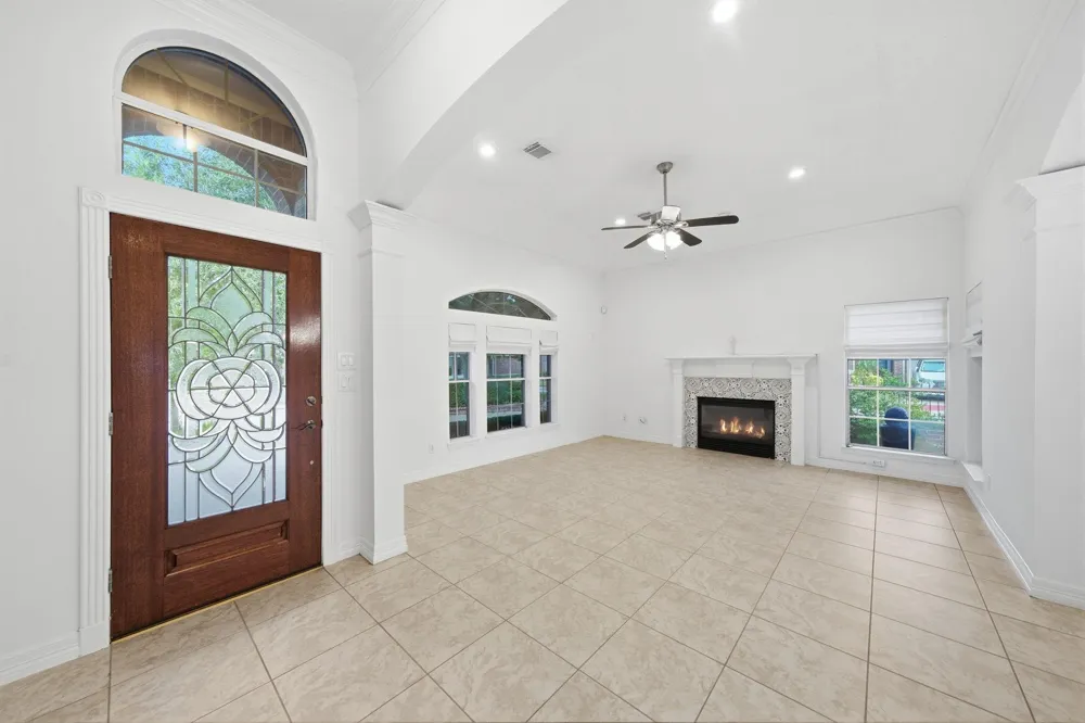 515 Pine Ridge Court Friendswood, TX 77546