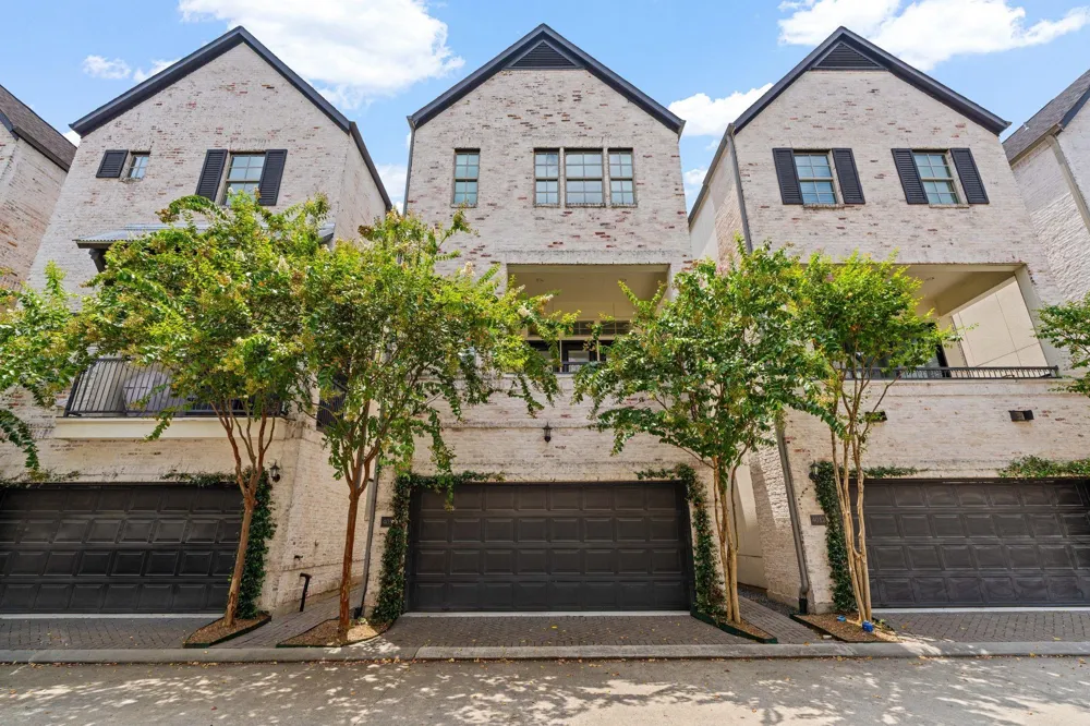 4014 University Grove Street Houston, TX 77023