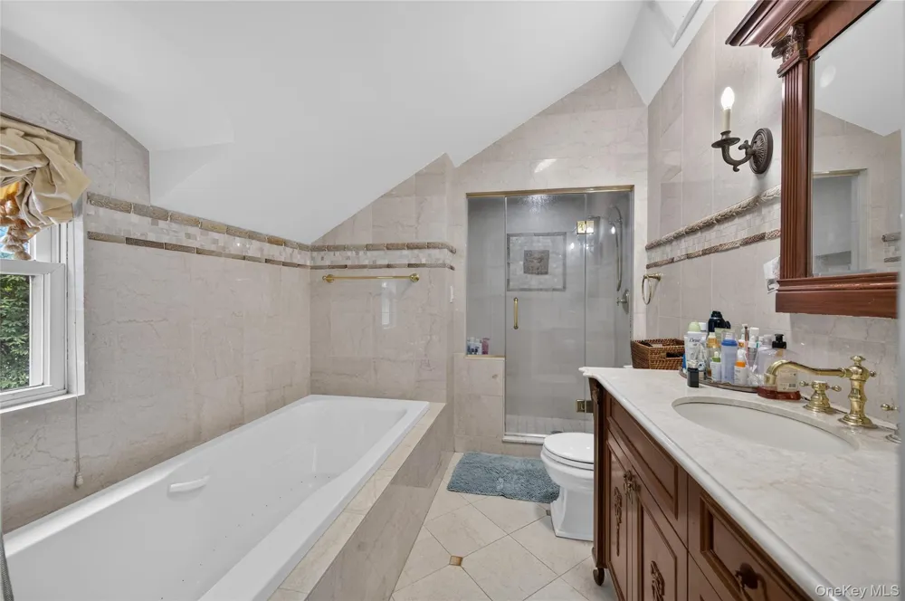45 Cedar Drive Great Neck, NY 11021