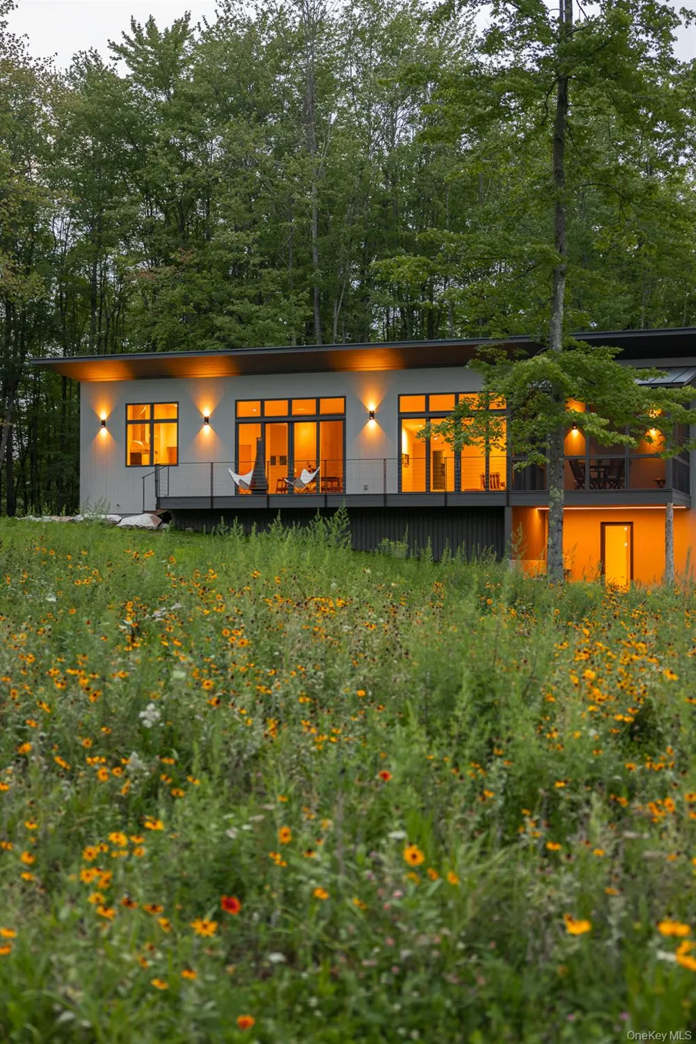 195 Mohonk Road High Falls, NY 12440