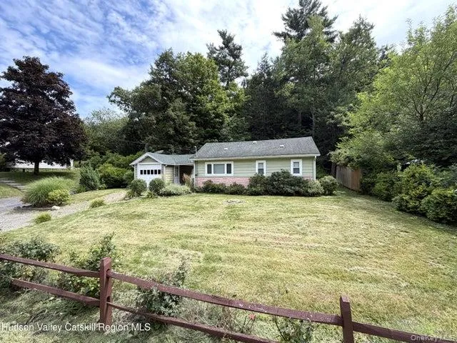 2946 State Route 32 Kingston, NY 12401