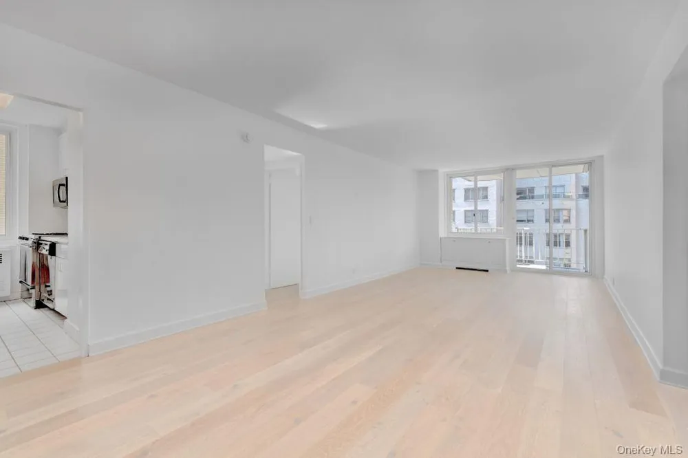 220 E 65th Street #11C New York (Manhattan), NY 10065