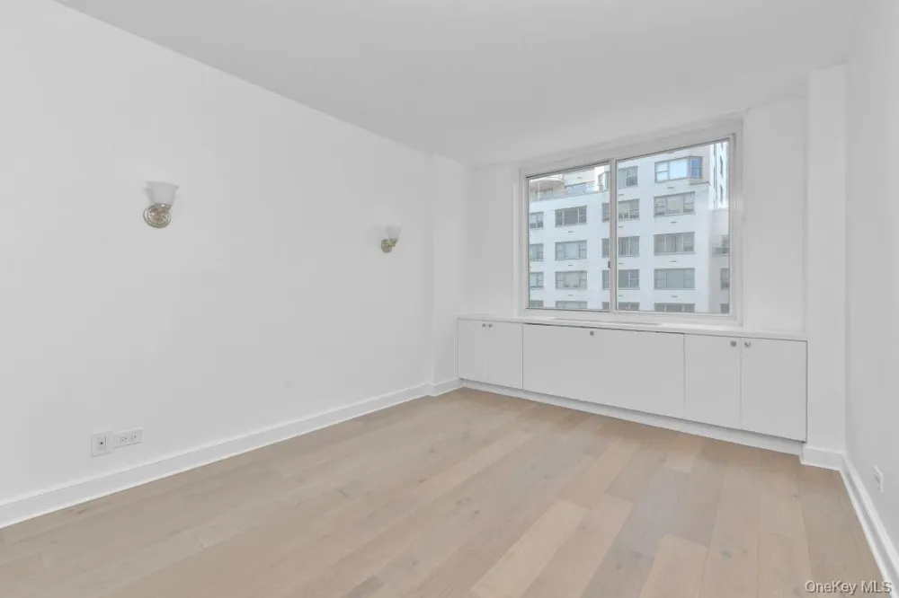 220 E 65th Street #11C New York (Manhattan), NY 10065