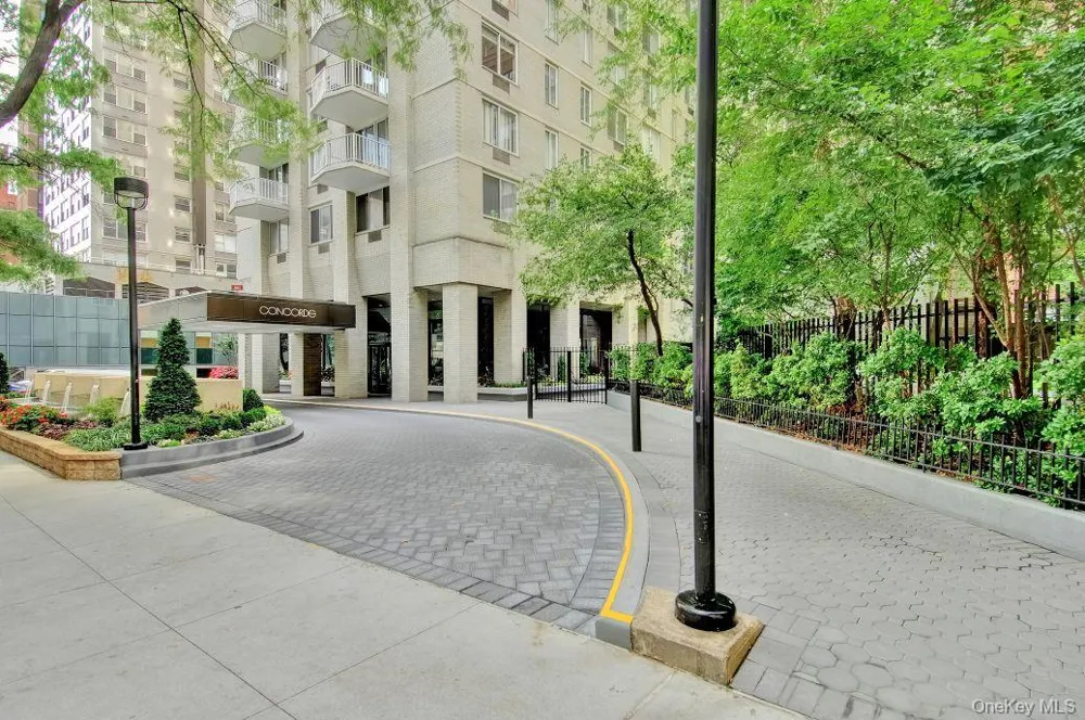 220 E 65th Street #11C New York (Manhattan), NY 10065