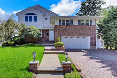 491 Boulevard Place