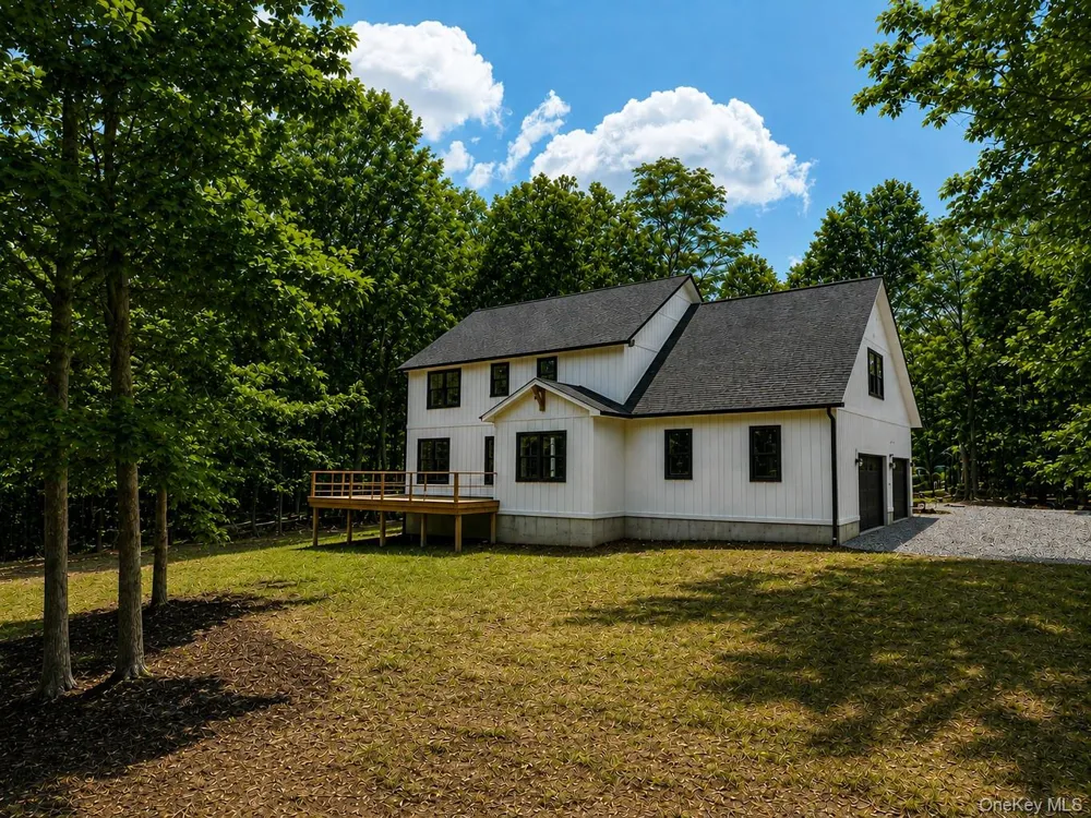 3 Elbow Lane Highland, NY 12528