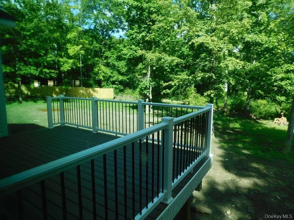 3 Elbow Lane Highland, NY 12528