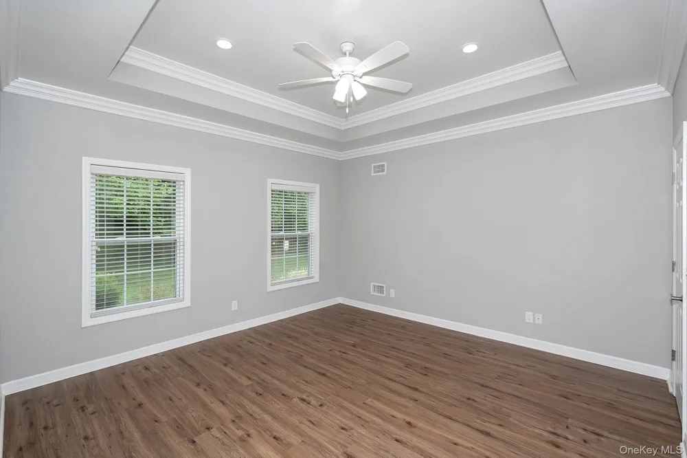 37 Oak Ridge Circle #37 Ridge, NY 11961