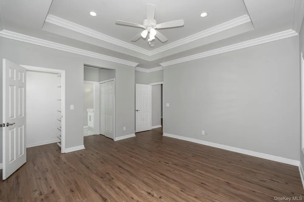 37 Oak Ridge Circle #37 Ridge, NY 11961