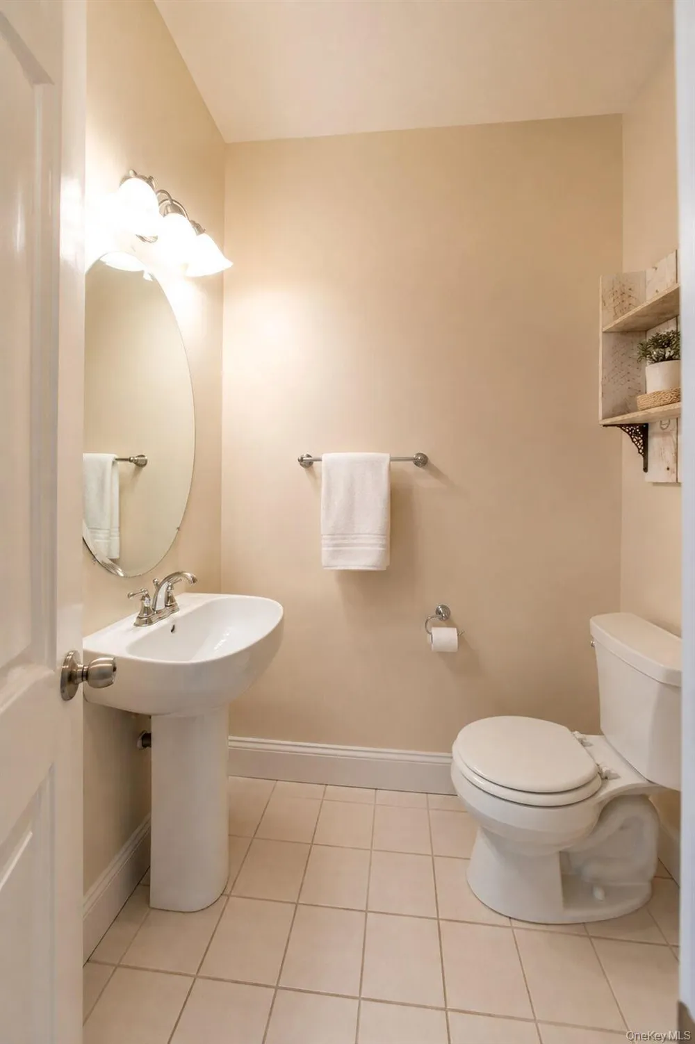 7 Lager Lane #7 Patchogue, NY 11772