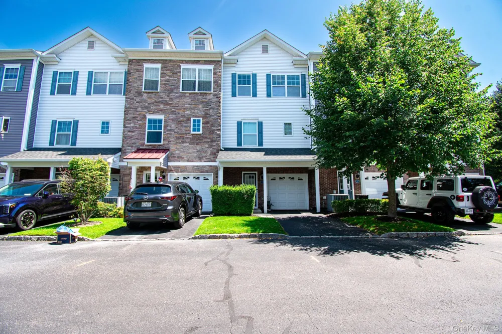7 Lager Lane #7 Patchogue, NY 11772