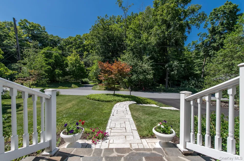 44 Homer Place Poughkeepsie, NY 12603