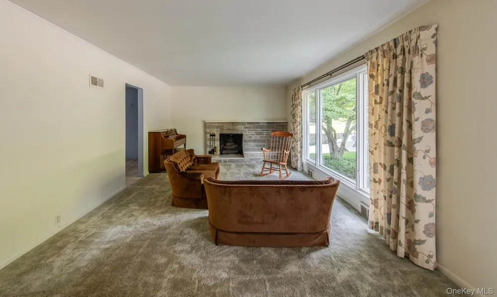 44 Homer Place Poughkeepsie, NY 12603