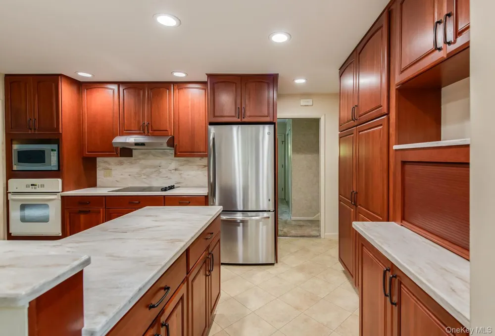 44 Homer Place Poughkeepsie, NY 12603
