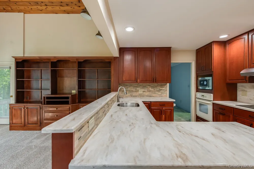 44 Homer Place Poughkeepsie, NY 12603