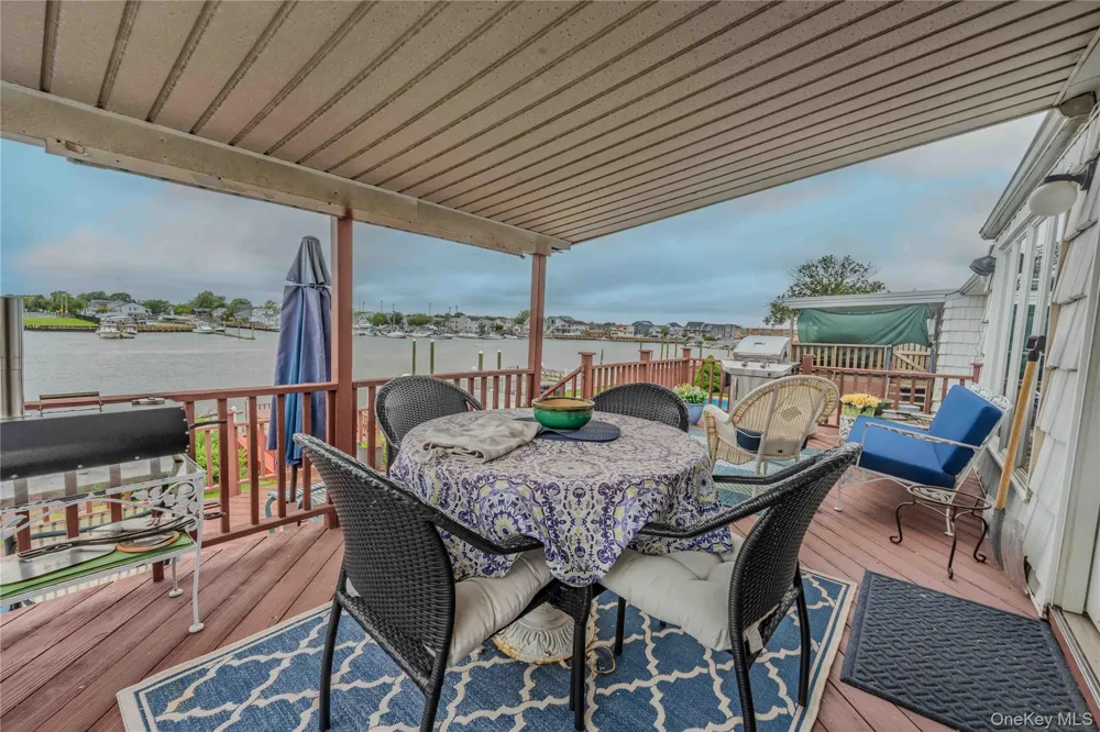 3232 Ocean Harbor Drive Oceanside, NY 11572