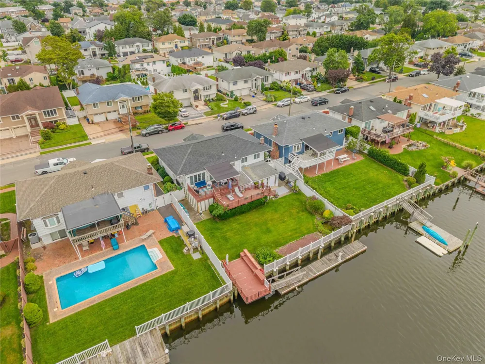 3232 Ocean Harbor Drive Oceanside, NY 11572
