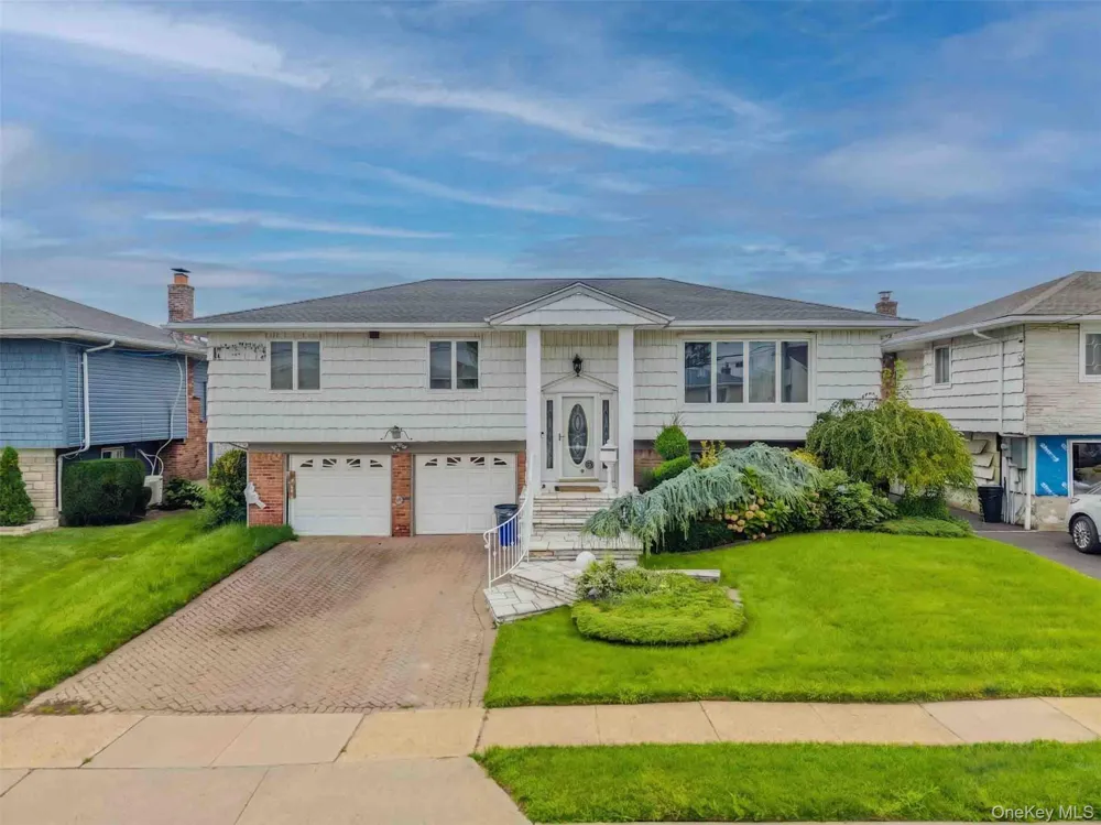 3232 Ocean Harbor Drive Oceanside, NY 11572