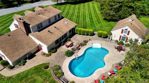 1 Cedar Hill Drive