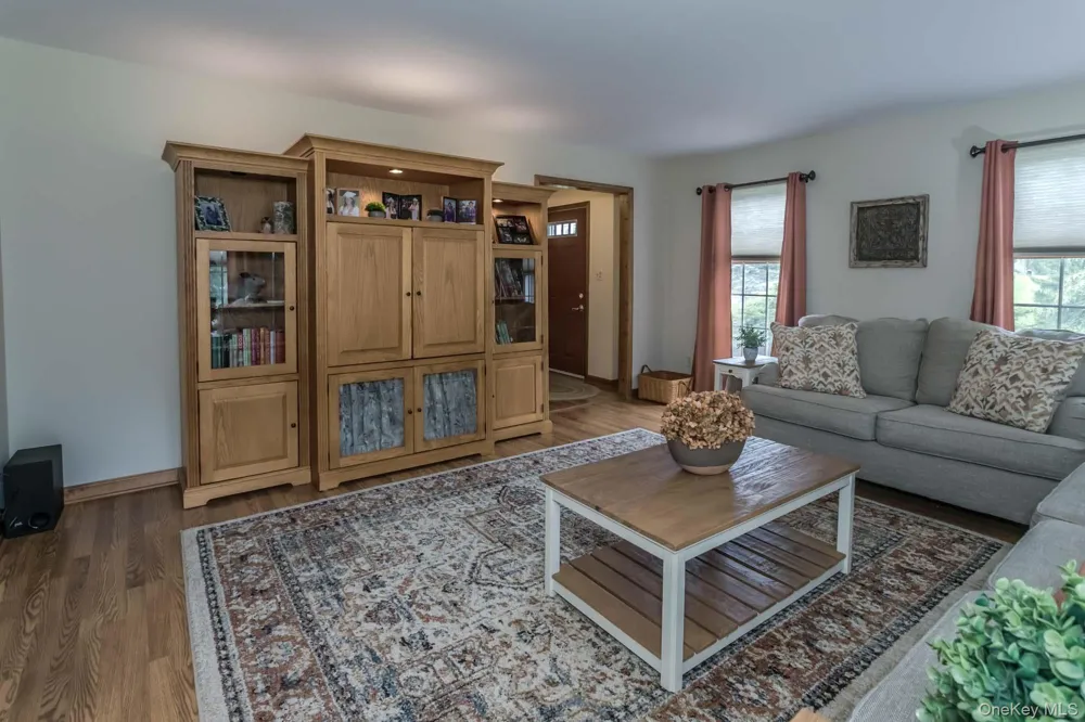 1 Cedar Hill Drive Warwick, NY 10990