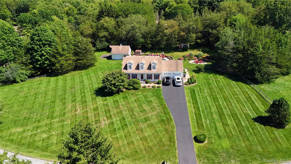 1 Cedar Hill Drive Warwick, NY 10990