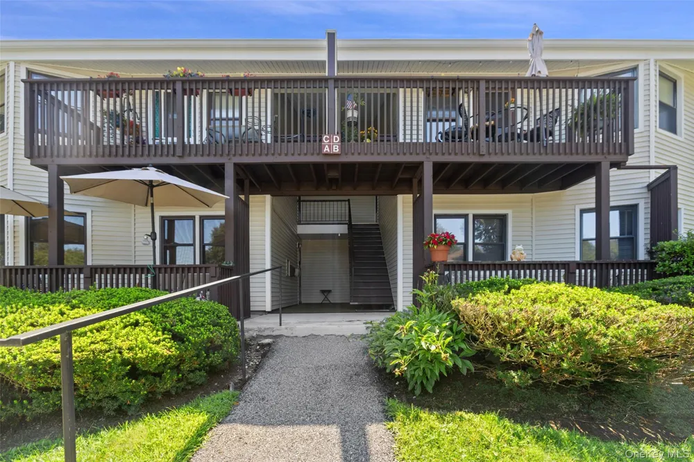 39 Sussex Drive #B Yorktown Heights, NY 10598