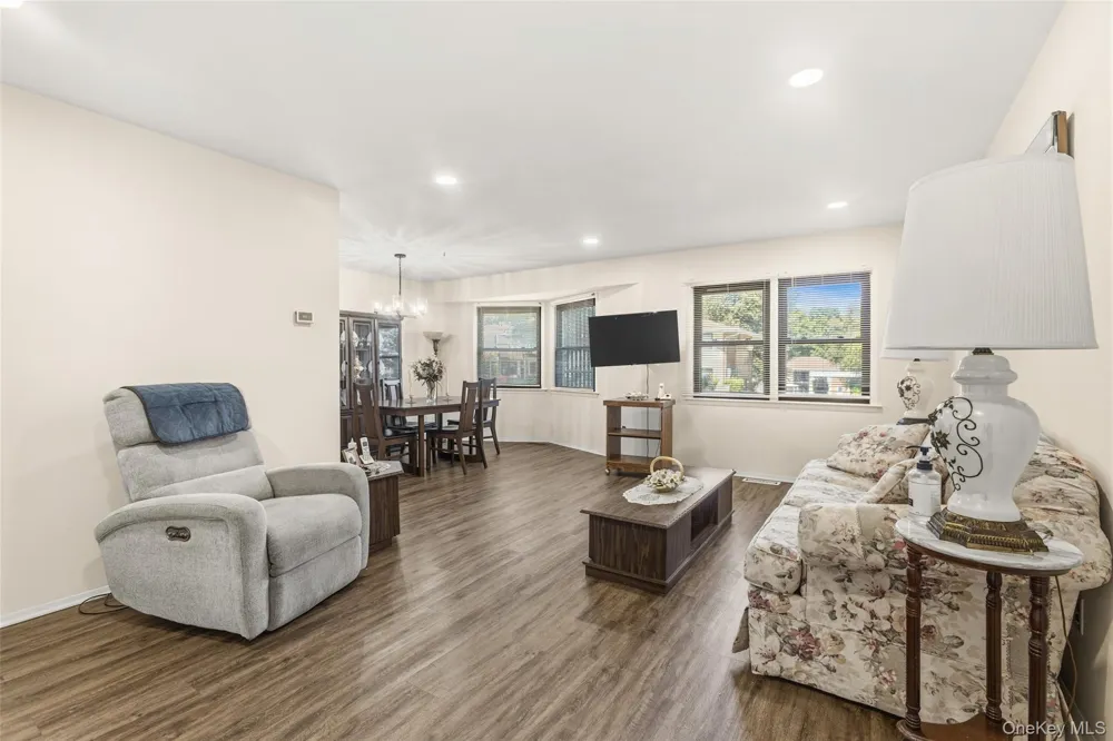 39 Sussex Drive #B Yorktown Heights, NY 10598