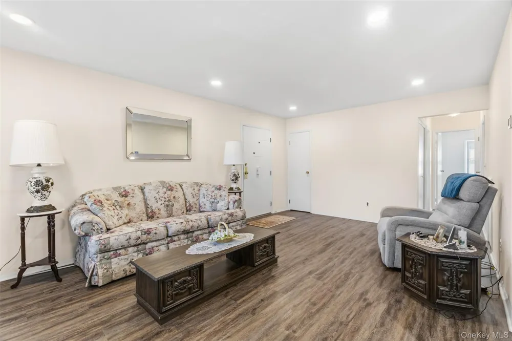39 Sussex Drive #B Yorktown Heights, NY 10598