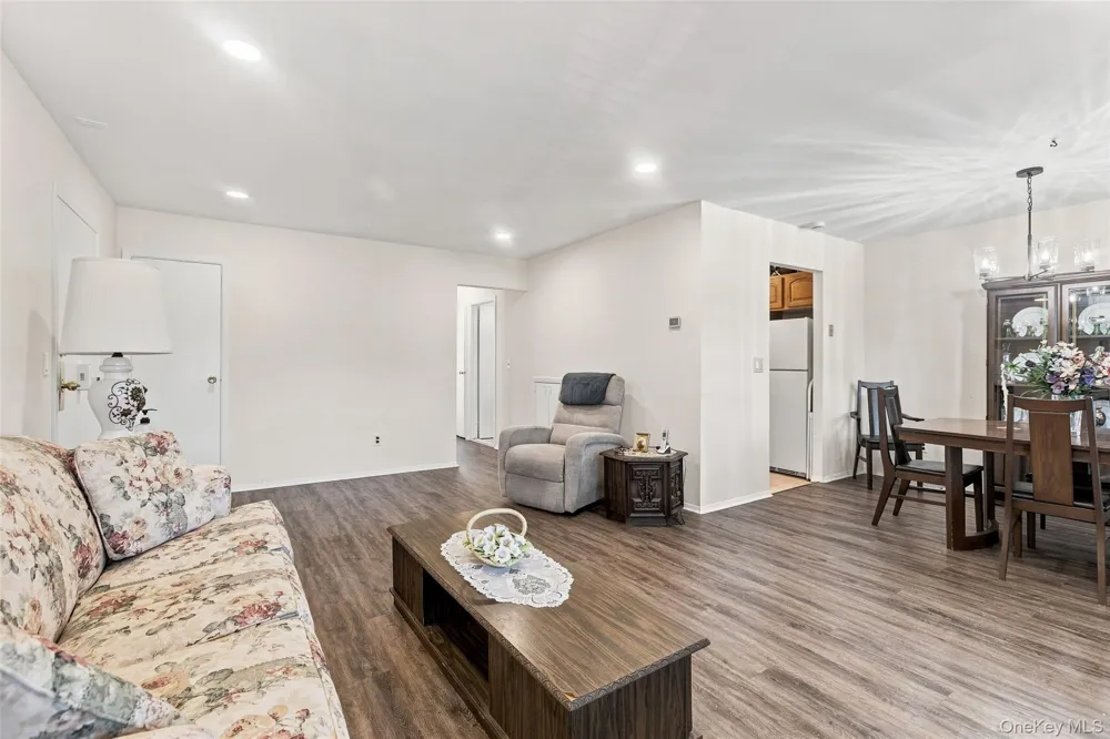 39 Sussex Drive #B Yorktown Heights, NY 10598