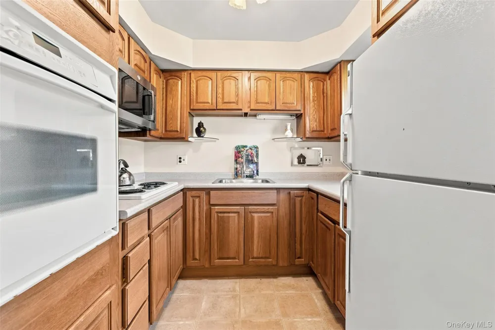 39 Sussex Drive #B Yorktown Heights, NY 10598